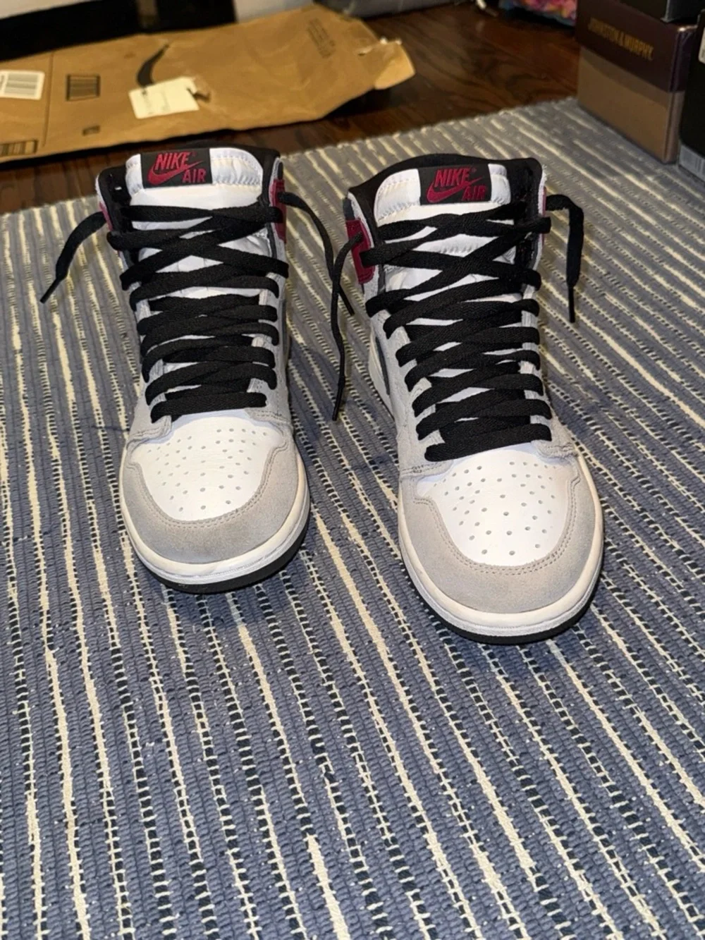 Jordan High-Top Sneakers - White/Black/Red/Grey hardly worn